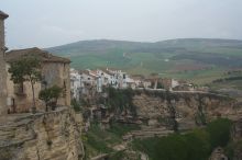 Alhama de Granada is a beautiful pueblo on a gorgeous gorge:)