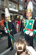 Another interesting part of the procession - ¡ Love the headpiece!